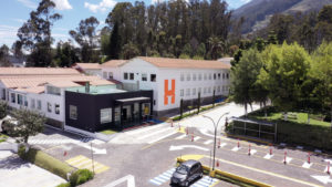 Universidad Hemisferios main campus